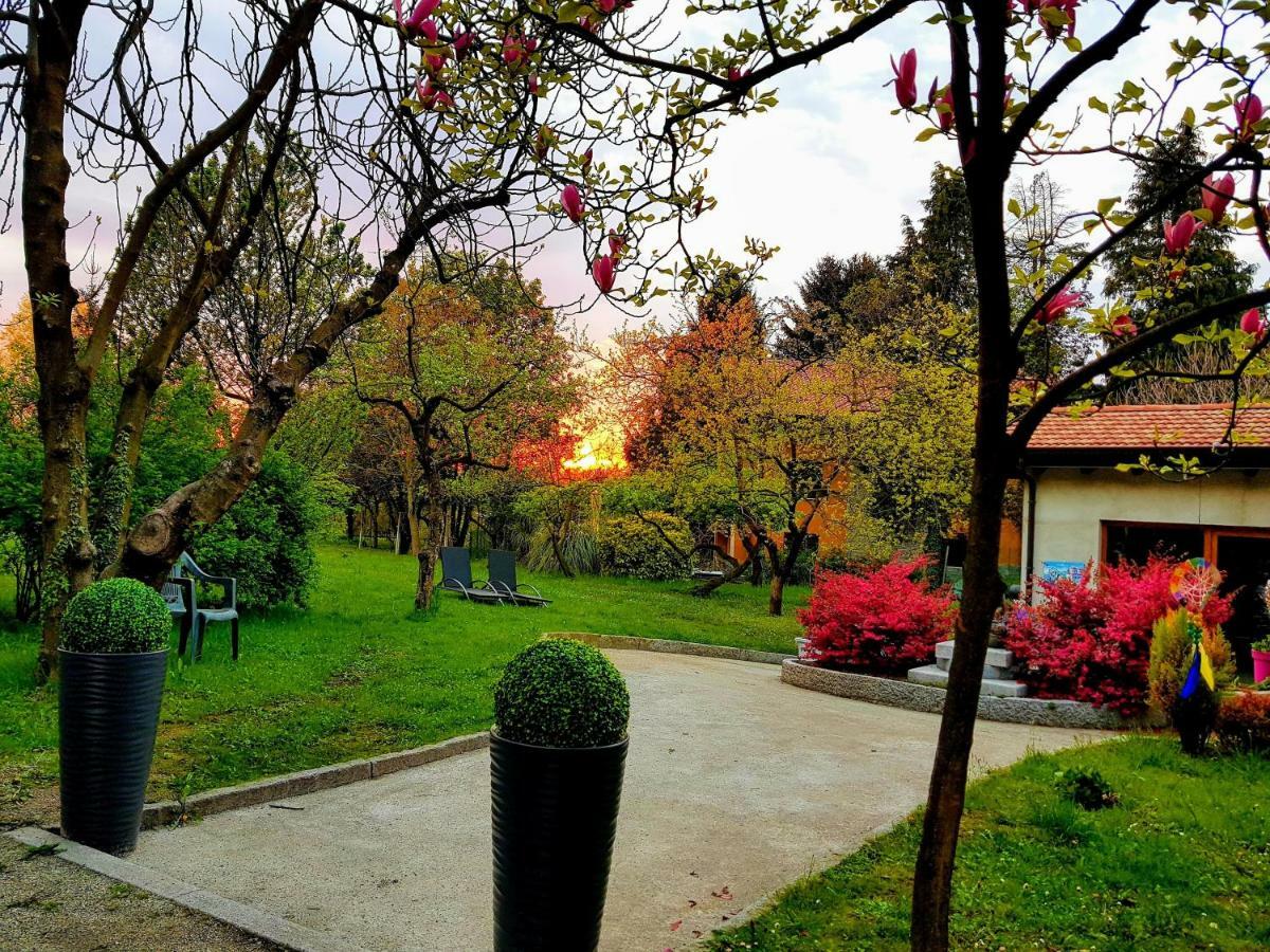 Da Marianna Hotel Barzanò Kültér fotó